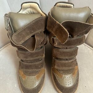 Isabel Marant Olive sneakers